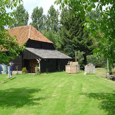 De Hopbel & Het Koevinkje Holiday home Liempde