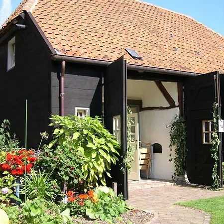 Holiday home De Hopbel & Het Koevinkje Liempde