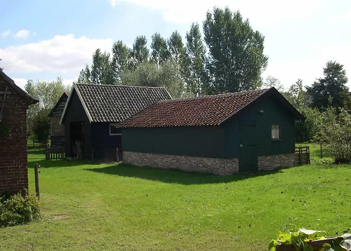 Holiday home De Hopbel & Het Koevinkje Liempde