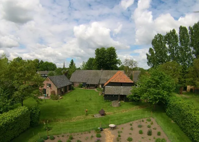 Holiday home De Hopbel & Het Koevinkje *